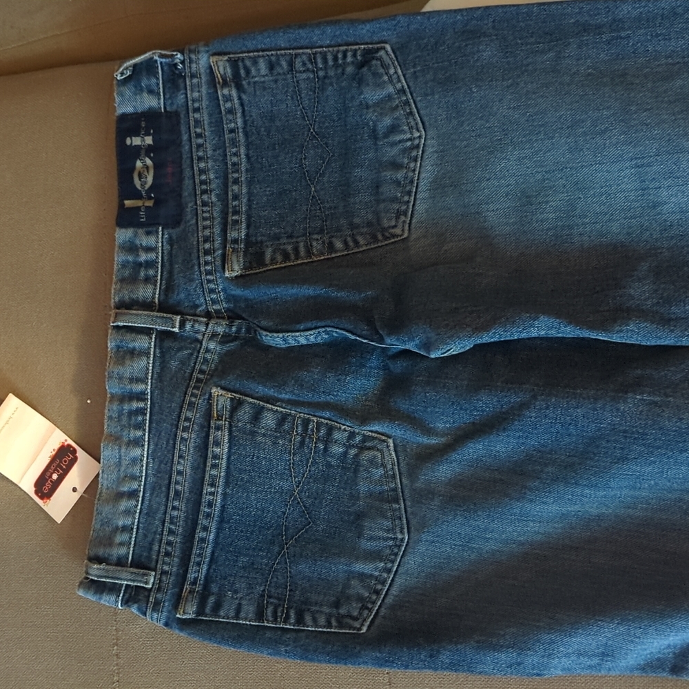 Jeans - Picture 3 of 4